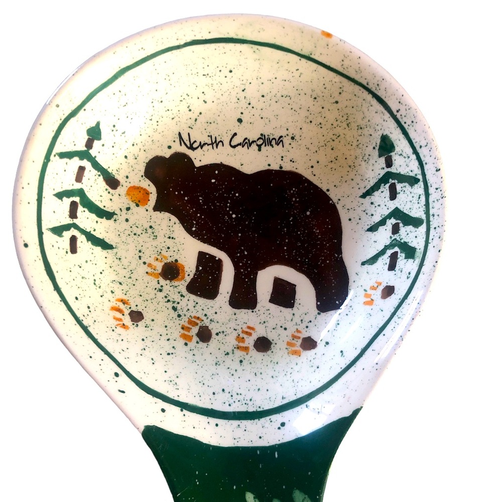 ❤️ Host pick! Super cute Bear spoon rest from North Carolina 🐻🌲